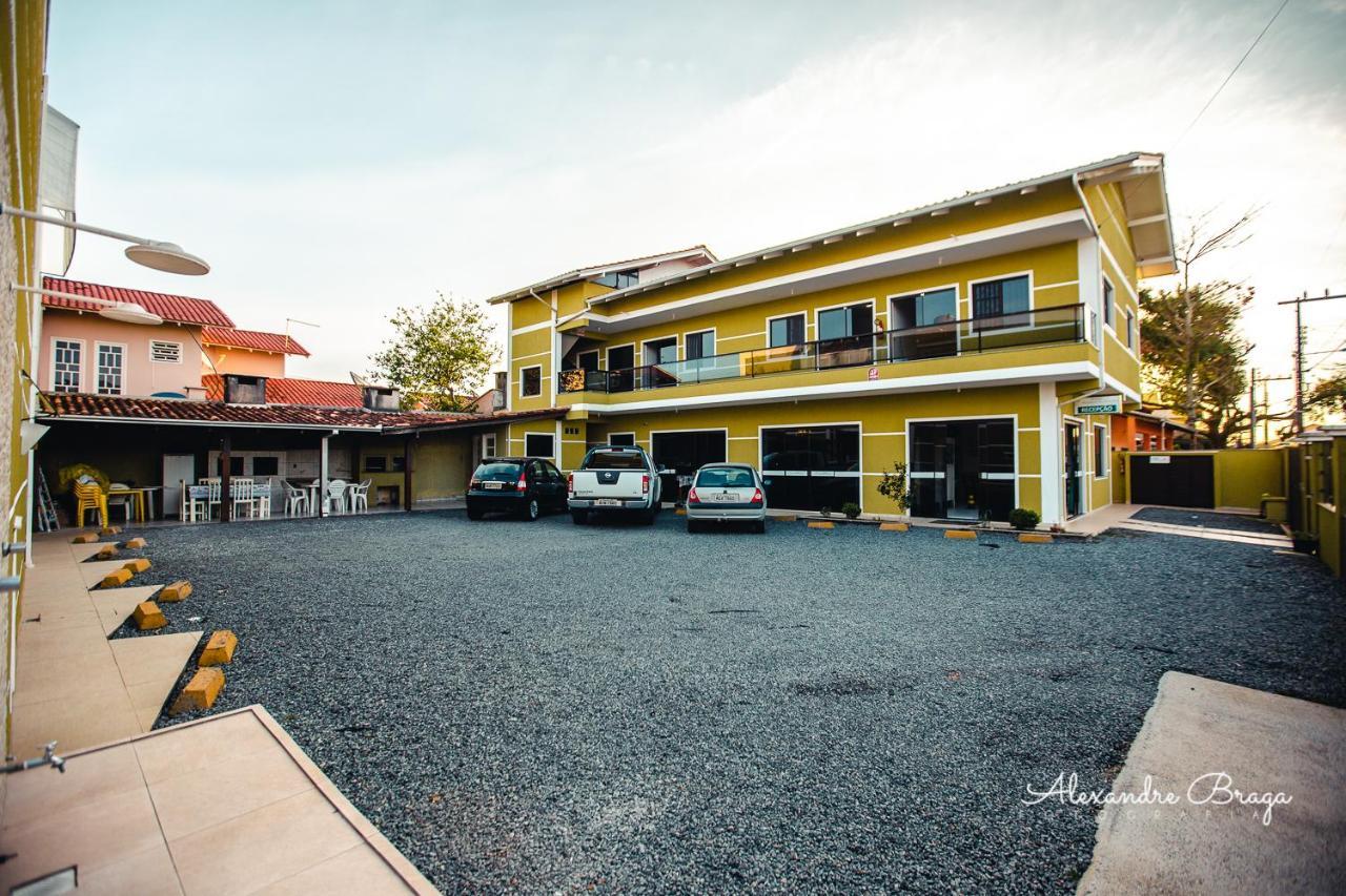 Apartpousada Residencial Dos Reis Sao Francisco do Sul Esterno foto