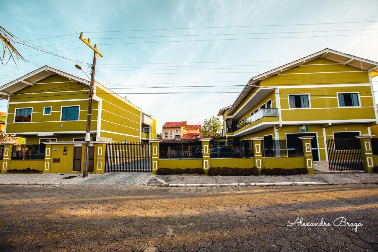 Apartpousada Residencial Dos Reis Sao Francisco do Sul Esterno foto