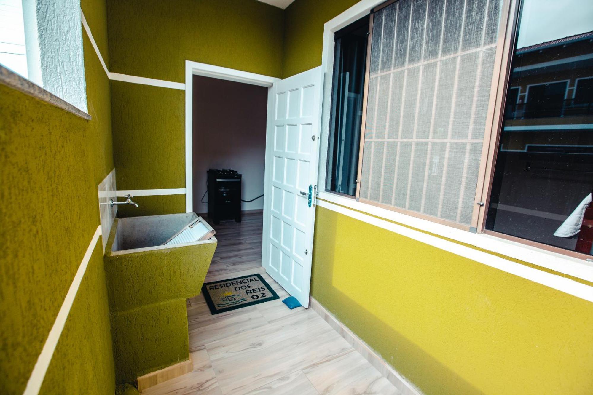Apartpousada Residencial Dos Reis Sao Francisco do Sul Esterno foto