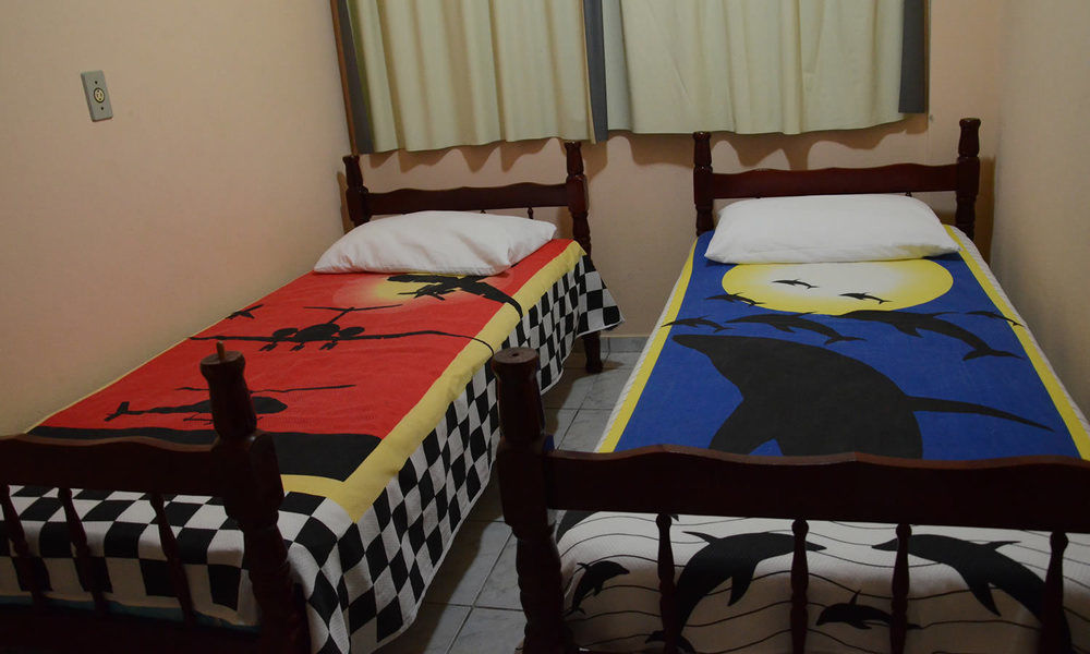 Apartpousada Residencial Dos Reis Sao Francisco do Sul Esterno foto