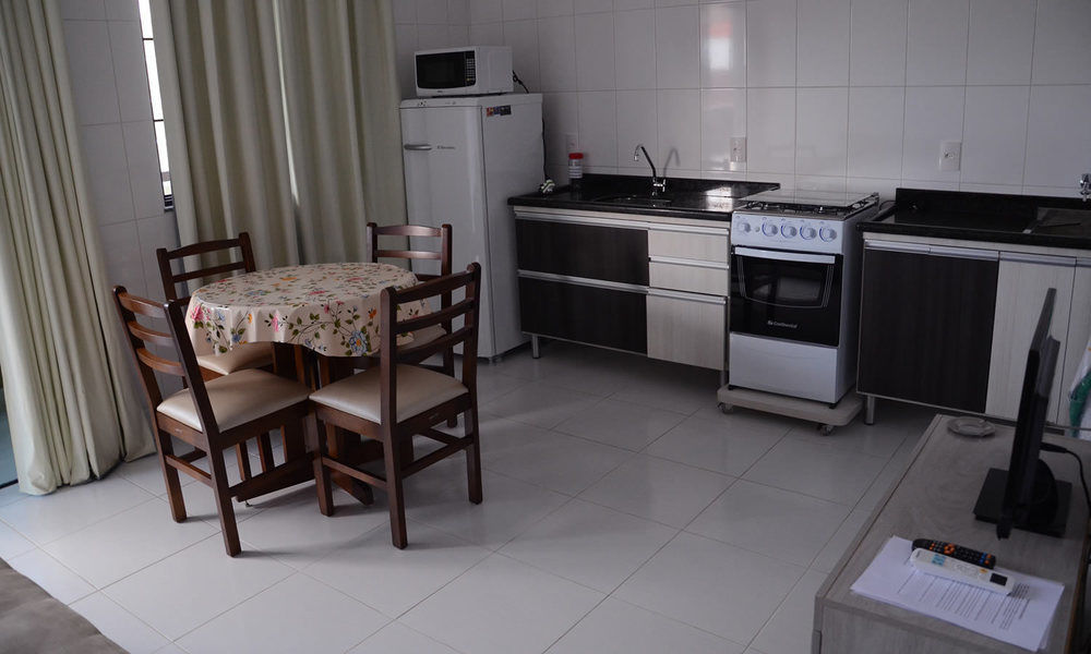 Apartpousada Residencial Dos Reis Sao Francisco do Sul Esterno foto